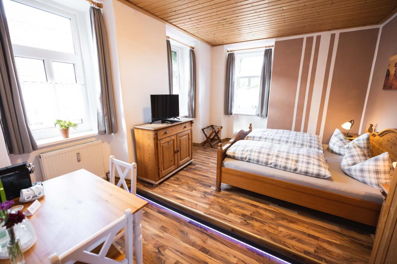 Pension Friedrichshof Bad Klosterlausnitz Bagian luar foto