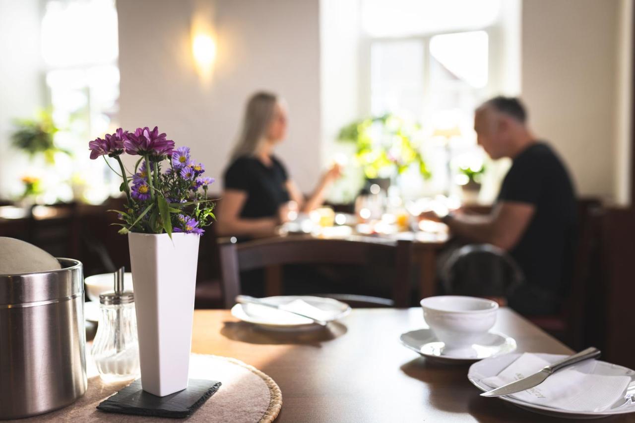 Pension Friedrichshof Bad Klosterlausnitz Bagian luar foto